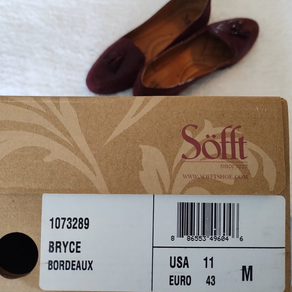 Sofft Bryce Loafer with Free Gift! - Picture 8 of 10